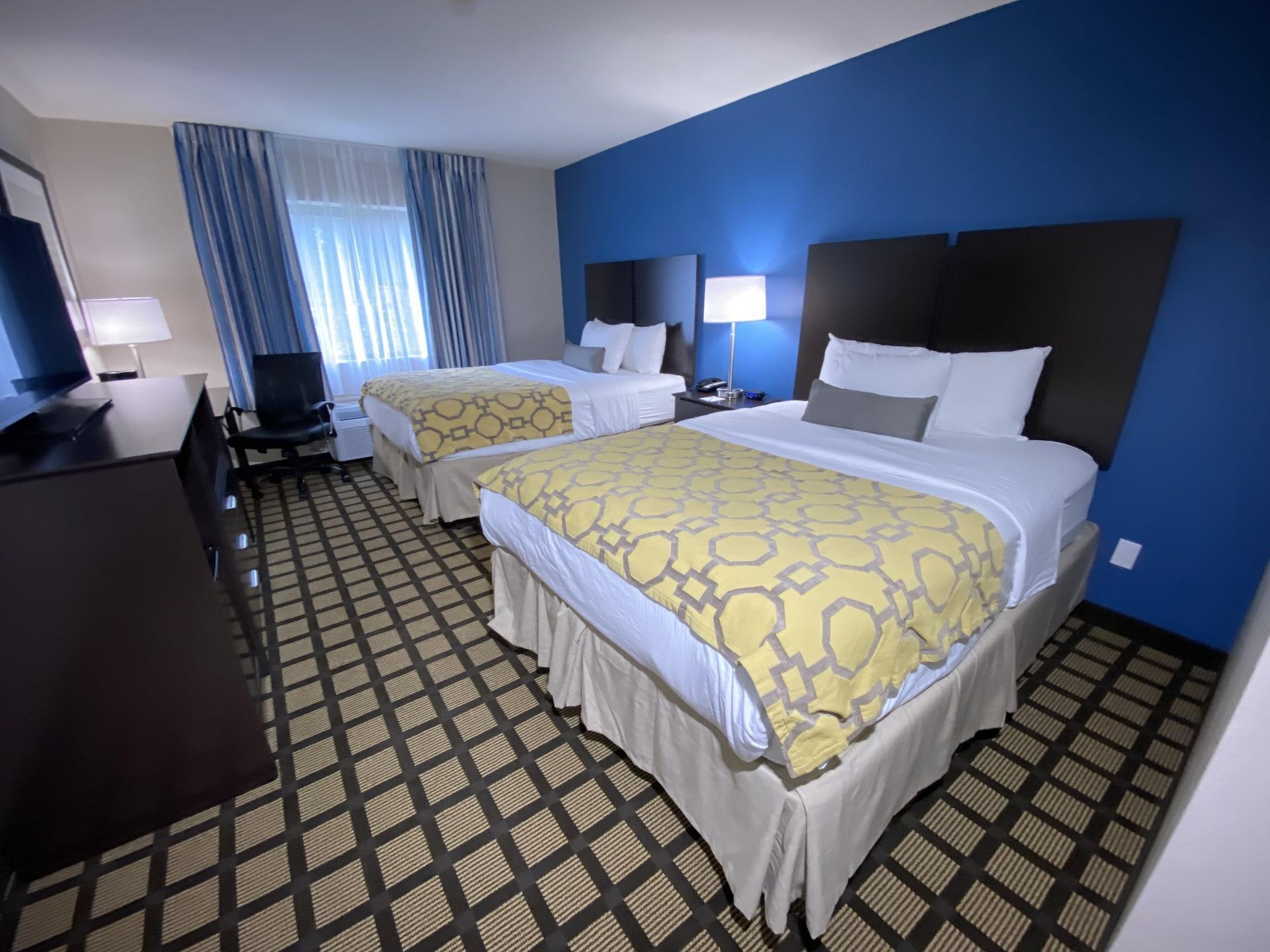 Отель Baymont By Wyndham Latham Albany Airport Экстерьер фото