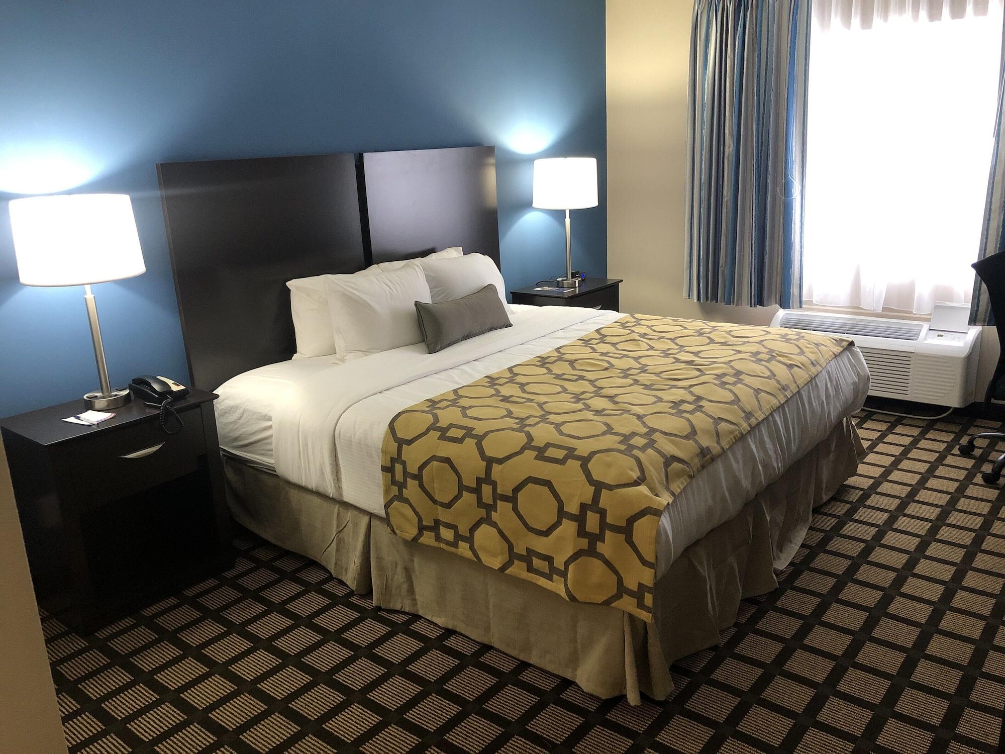 Отель Baymont By Wyndham Latham Albany Airport Экстерьер фото